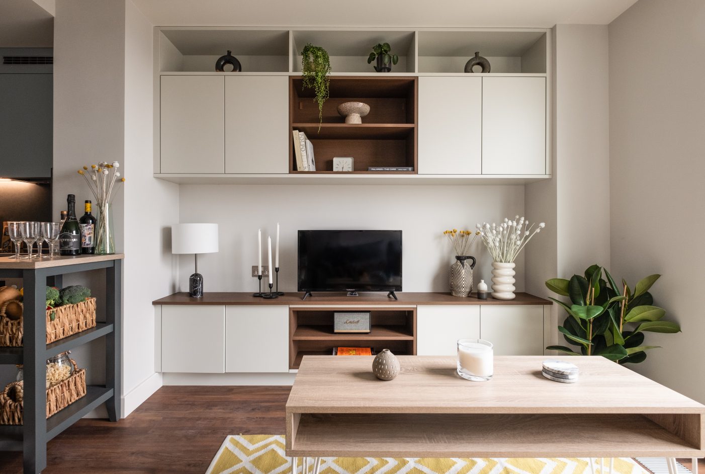 Home Luxury Apartments to Rent in Woking The Marches