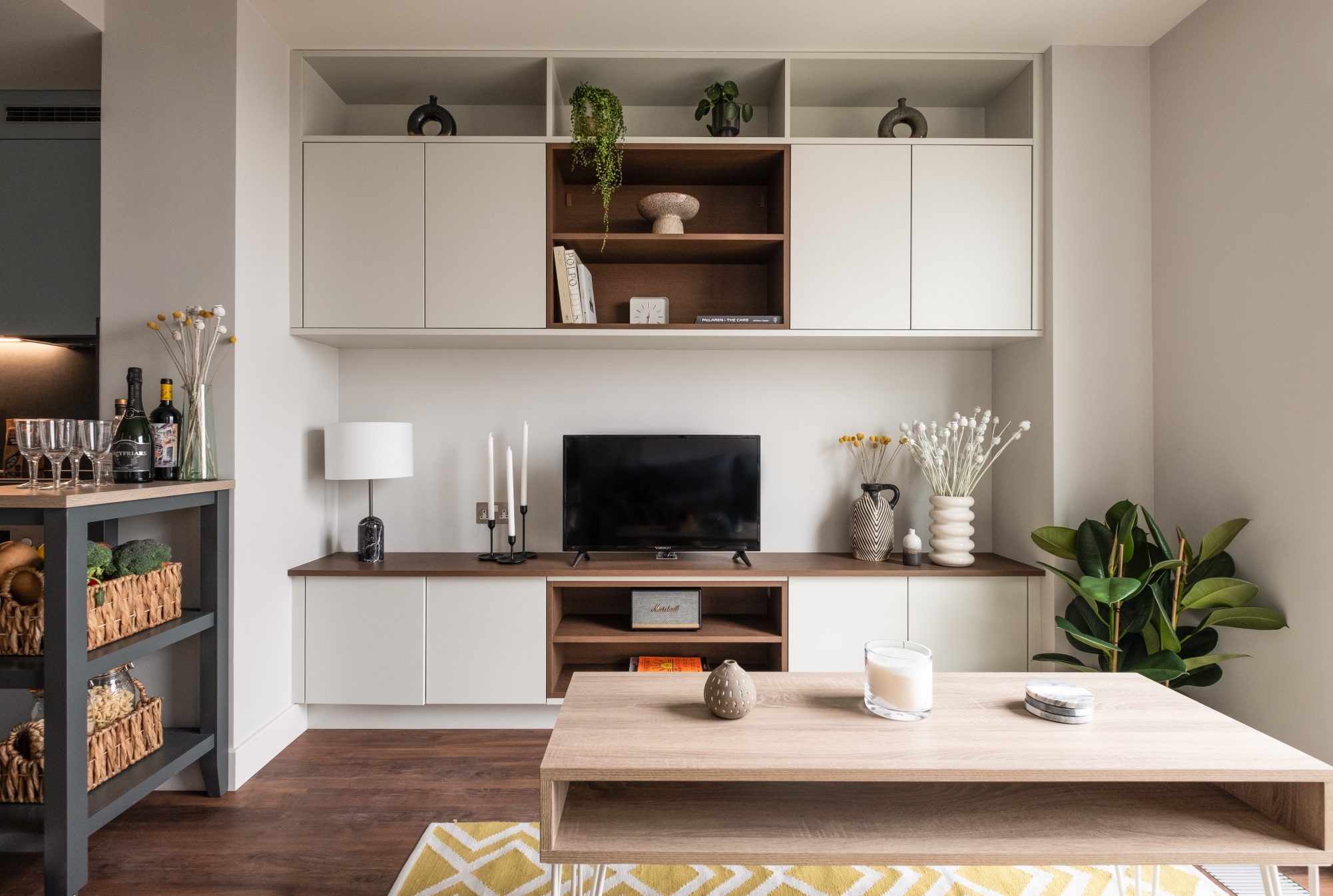 Home Luxury Apartments to Rent in Woking The Marches